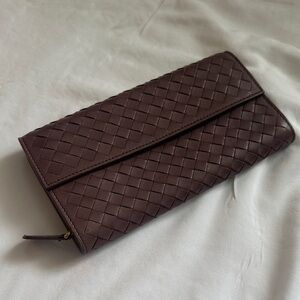 BOTTEGA VENETA Lavender Intrecciato Flap Wallet